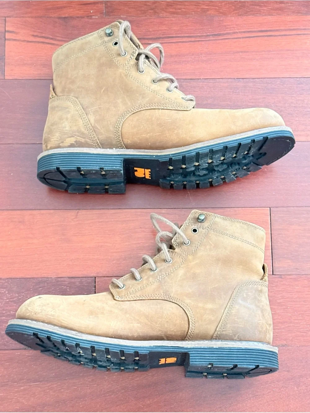 Timberland sturdy leather